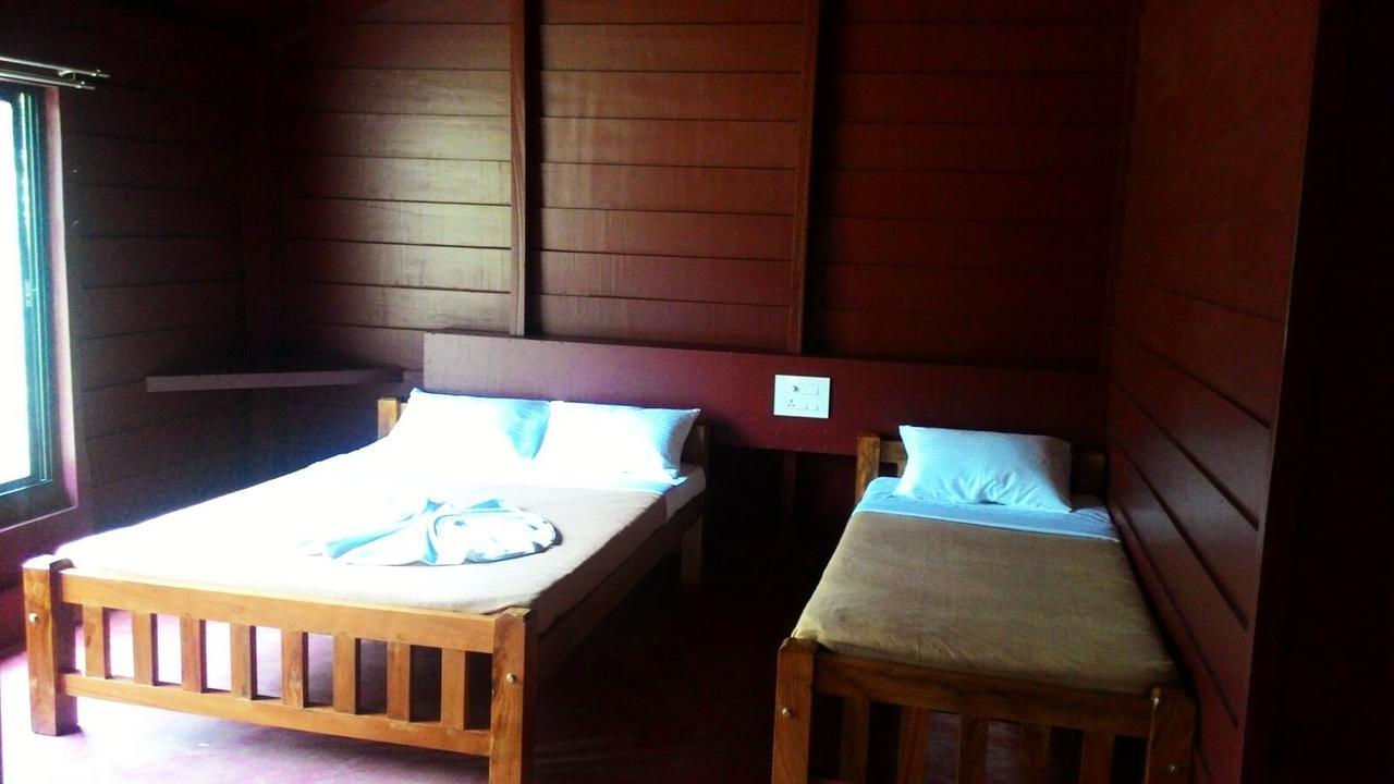La Flora Prakruth Resort Coorg Madikeri Luaran gambar